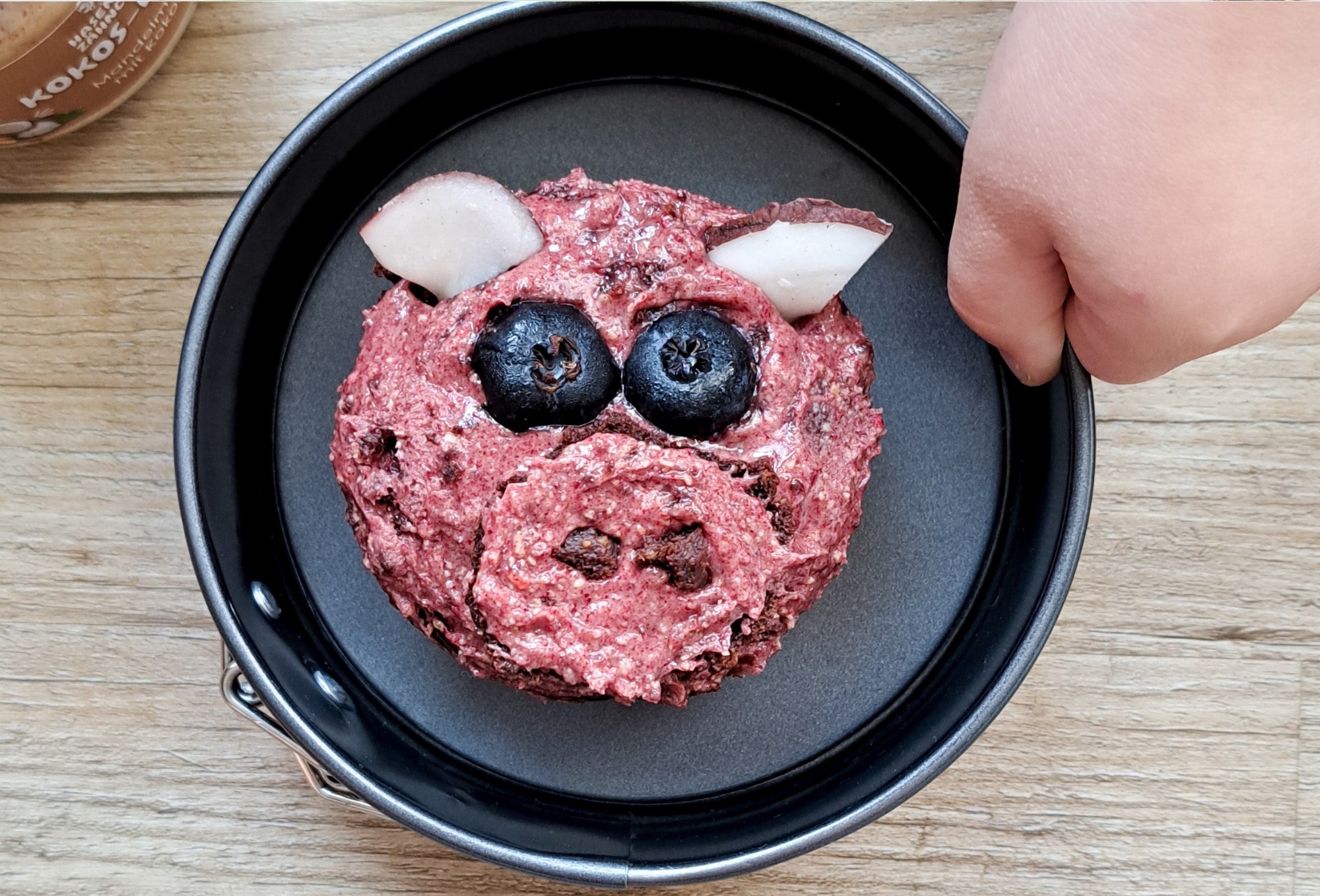 Schweinchenmuffin mit Himbeer-Traum