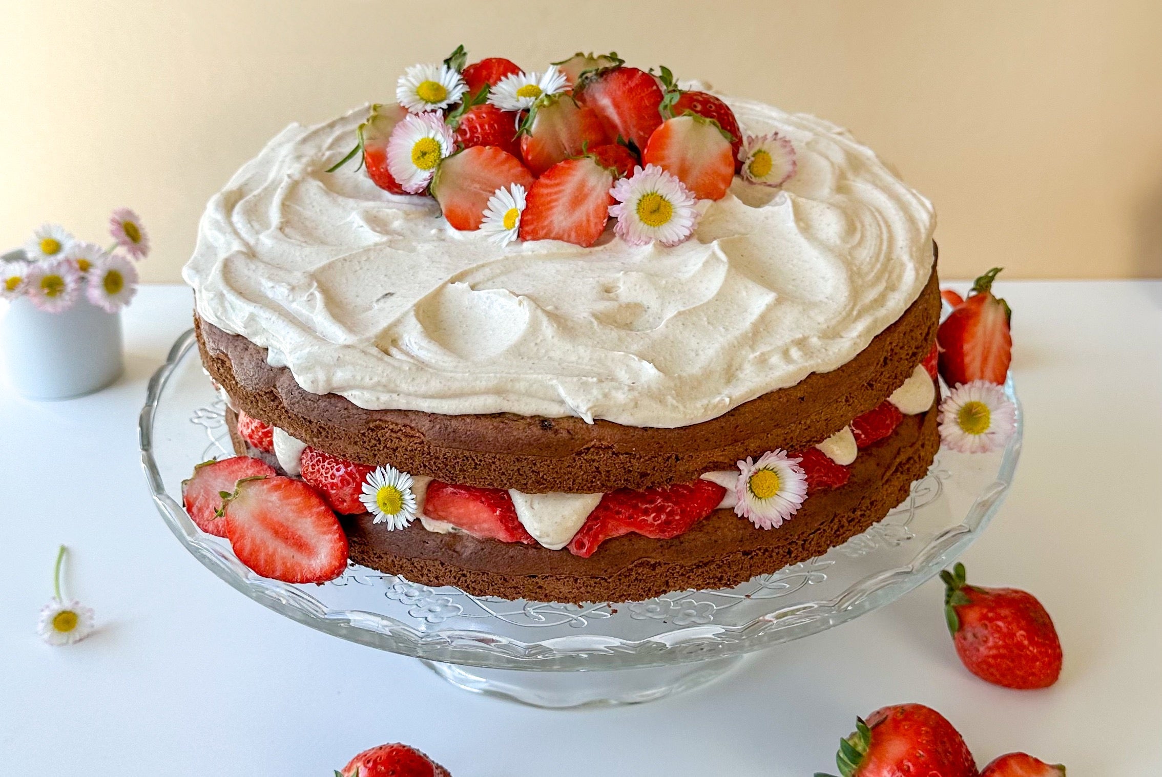 Vollwertige Erdbeer-Torte