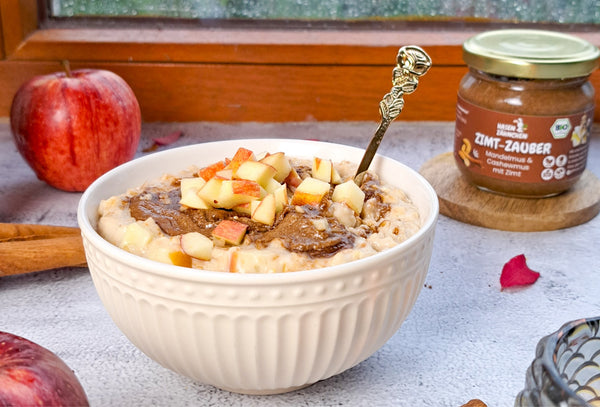 Cremiges Apfel-Zimt-Porridge